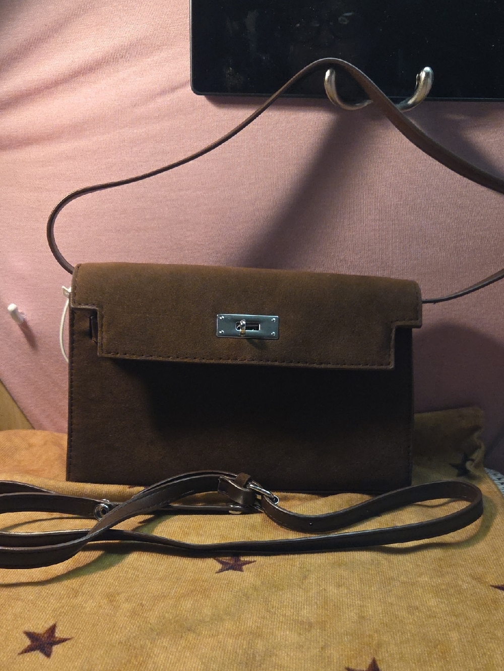 Classic Brown Suede Crossbody Bag - Unbranded 10x7